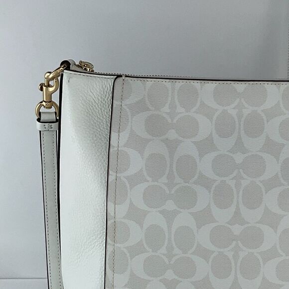 Coach Marlon Hobo In Signature Canvas - Picture 11 of 11